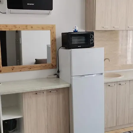 Apartamentul Lucmar *