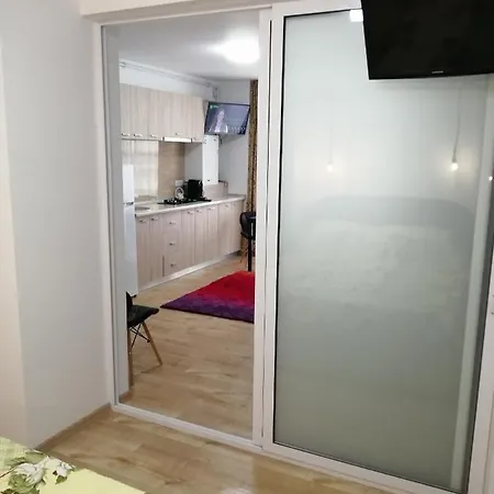 Апартаменты Apartamentul Lucmar Нэводари